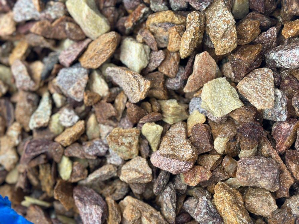 Златолит персиковый декоративная каменная крошка купить в Черкесскк