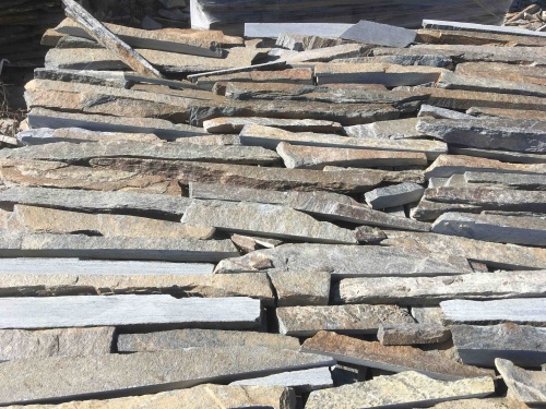 Горбушка златолит мультиколор для облицовки купить в Черкесскк