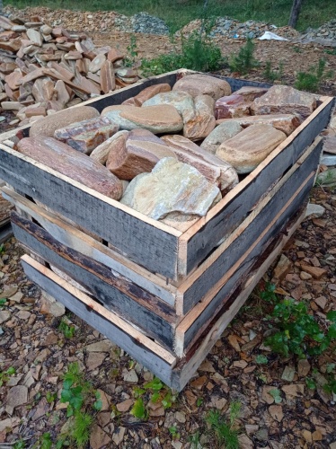 Златолит жёлтый, жёлто-зелёный глыбки и валуны для ланшафтного дизайна купить в Черкесскк